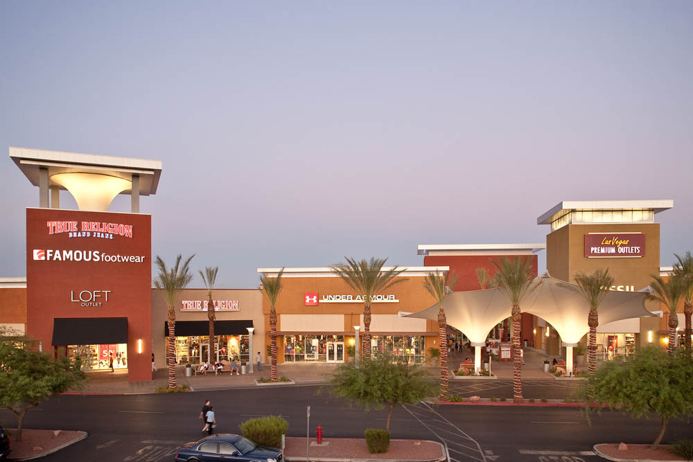 Shopping for Bargains at Las Vegas Outlet Centers